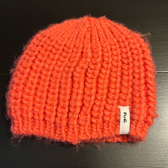 FUR headwear turtle fur hat beanie - Picture 1 of 3